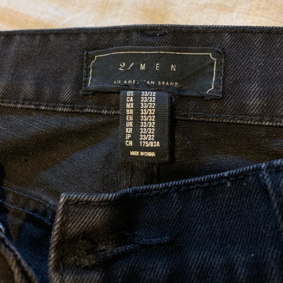 Black ripped jeans - Picture 2 of 3